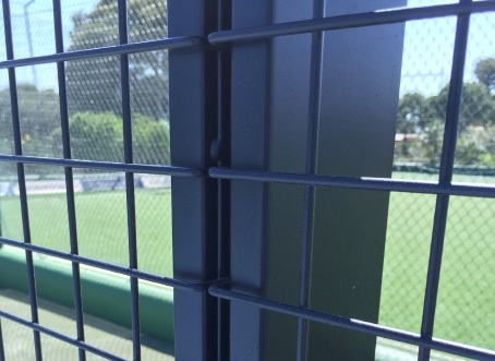 padelbana stålnätssektiner i hög kvaltiet unisport