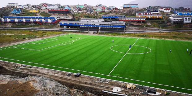 Kunstgræsbane, Sisimiut, Grønland