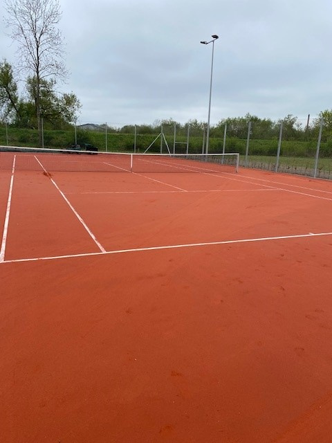 Skive Tennisklub - flot anlæg med totalt 9 tennisbaner og 3 padelbaner