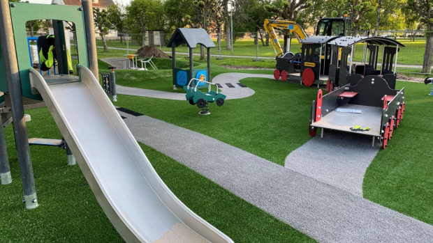 konstgräs skola skolgård saltex