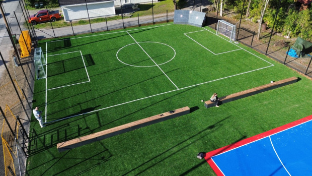 aktivitetsytor huddinge kommun Saltex spontanidrott konstgräs bergo triqarena