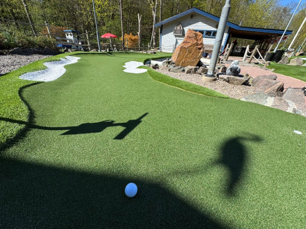 Omläggning Gullbergsbros äventyrsgolfbana saltex