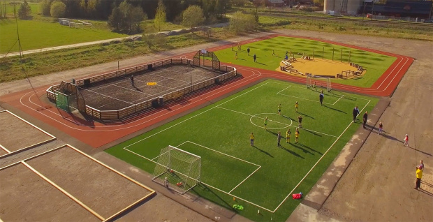 En inspirerande aktivitetspark för barn och ungdomar i Valla saltex