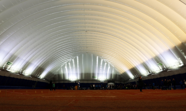 Alajärven ylipainehalli pesäpallo